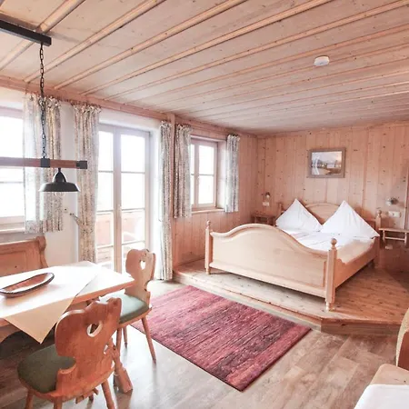 Appartementhaus Schirsner - Direkt Am & Am Kurpark Apartment Schliersee